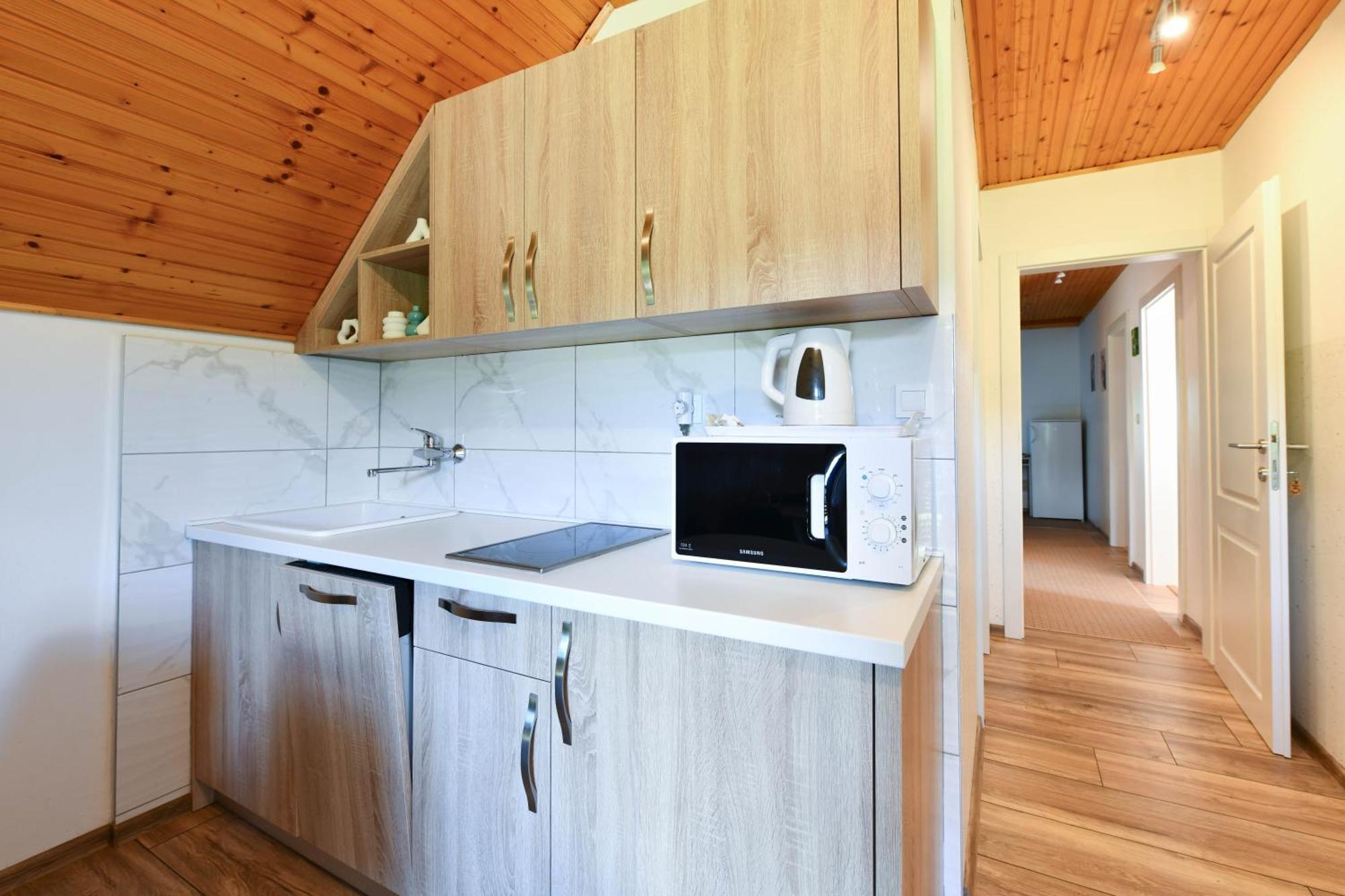 Apartment & Rooms Luketic Rastovaca Ngoại thất bức ảnh