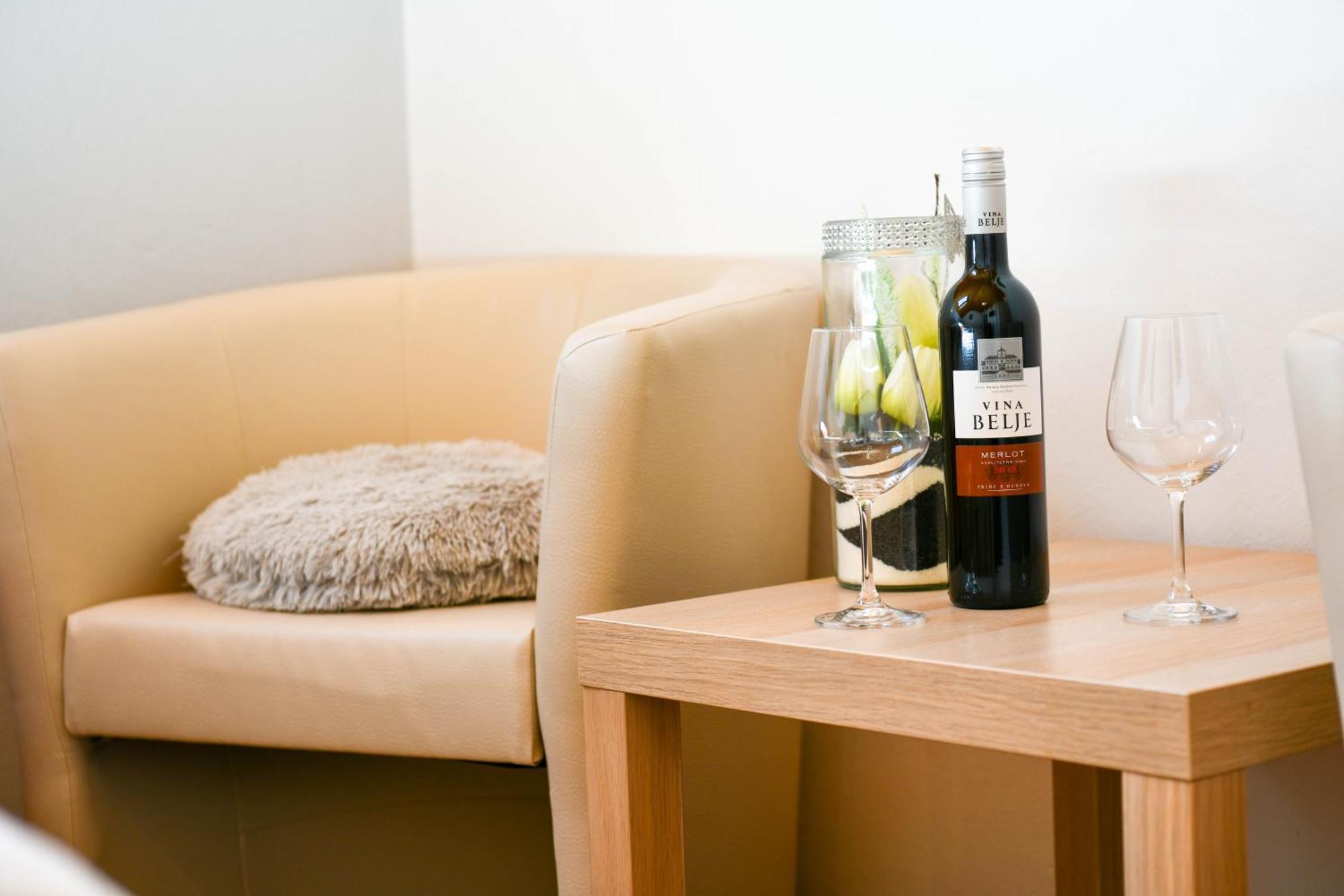 Apartment & Rooms Luketic Rastovaca Ngoại thất bức ảnh